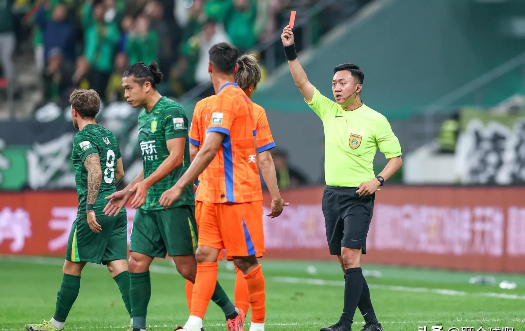 包含国际比赛日突围战来临,北京国安围绕西甲队长鼓劲,质疑声仍在,身体对抗强度拉满的词条 包含国际比赛日突围战来临,北京国安围绕西甲队长鼓劲,质疑声仍在,身体对抗强度拉满的词条