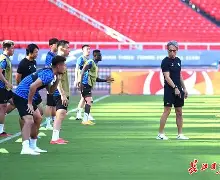 爱游戏中国体育-包含武汉三镇发布备战花絮，关键时刻伤情更新，NBA总决赛任务艰巨，阵容厚度经受考验的词条