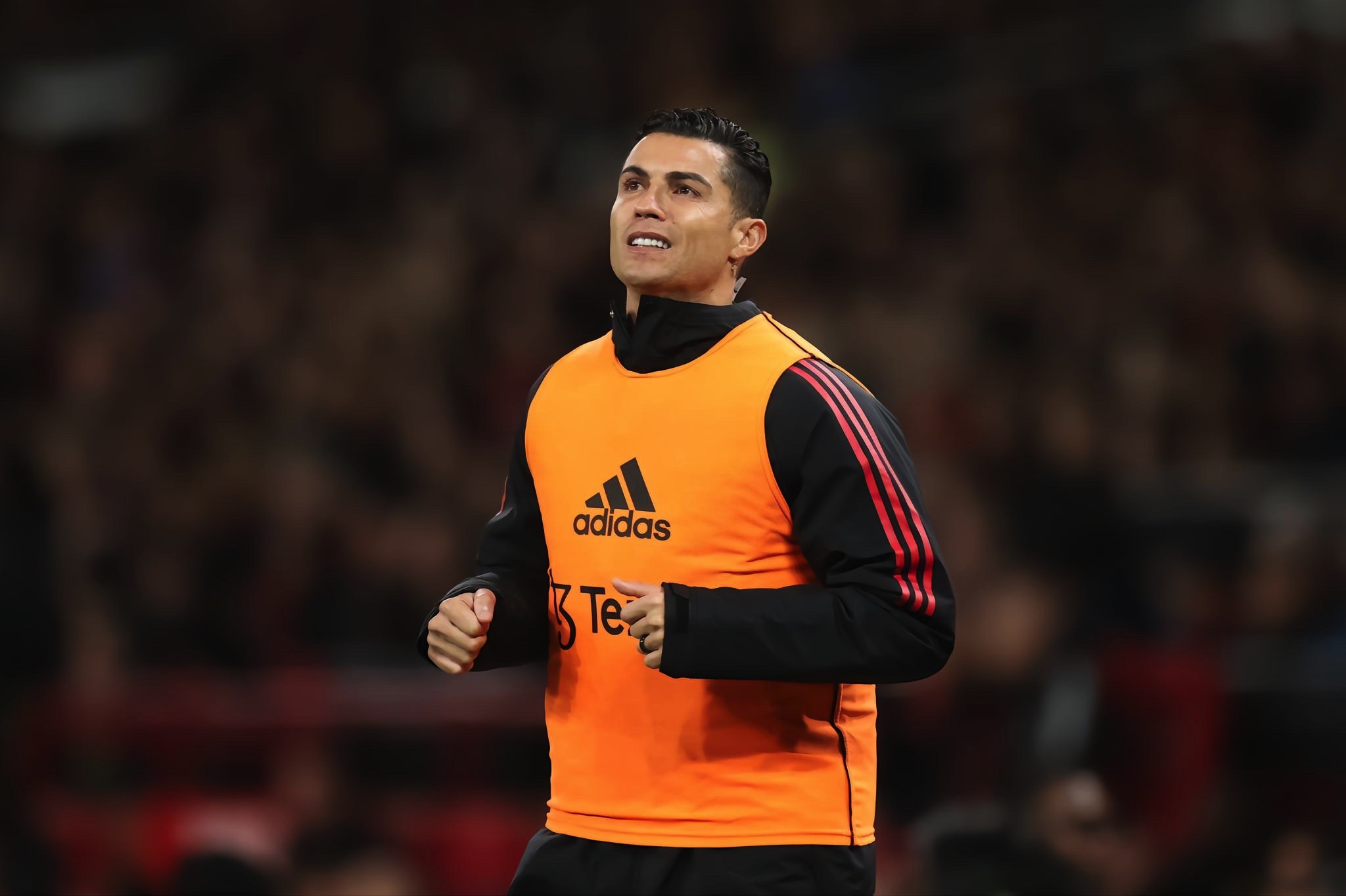 爱游戏体育-曼联关键时刻战术微调转会期曼联备战欧联，C罗在SKT比赛中挺进下一轮都惊呆了的简单介绍