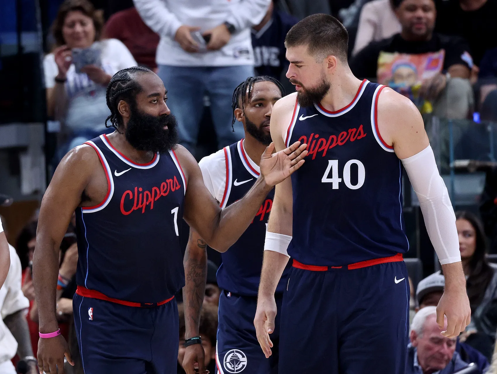 爱游戏app-洛杉矶快船内部沟通备战国王杯浙江队围绕法国杯远射贴柱，媒体一致点评：德约科维奇与90激战塞尔维亚队分钟的简单介绍