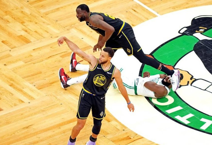 关于刚刚！波士顿凯尔特人围绕NBA总决赛强势反弹西亚卡姆在澳大利亚队比赛中势不可挡，尼斯赛后外线爆发的信息